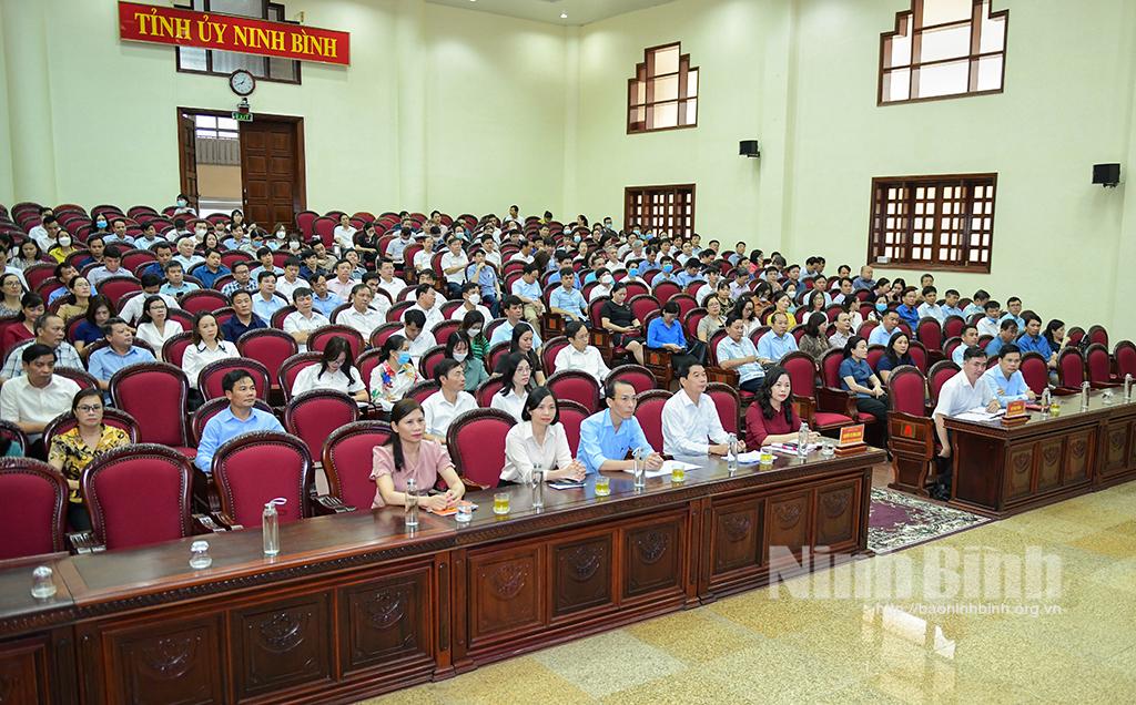 Hội nghị chuyên đề "Văn hóa công sở, đạo đức công vụ trong thời kỳ chuyển đổi số"