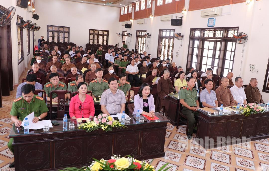 Yên Khánh biểu dương, tôn vinh điển hình tiên tiến trong phong trào "Toàn dân bảo vệ an ninh Tổ quốc" vùng đồng bào các tôn giáo