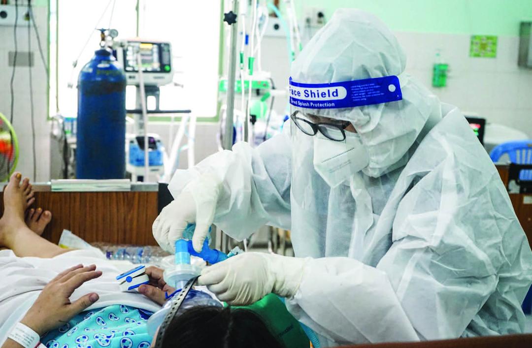 Sáng 27/9: Hơn 100 bệnh nhân COVID-19 nặng đang điều trị, hướng dẫn thủ tục cấp giấy đăng ký lưu hành thuốc