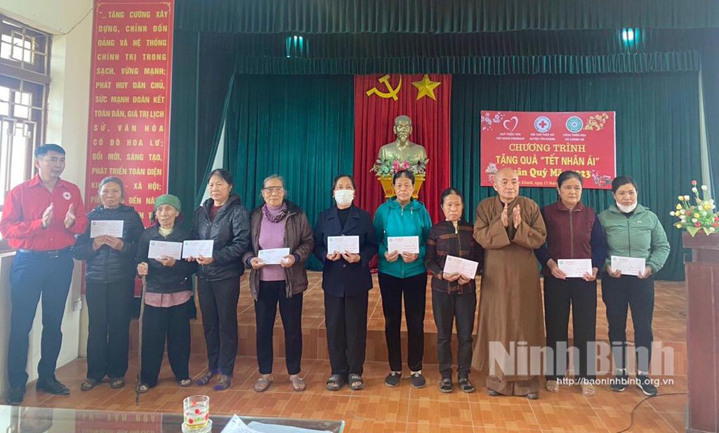 Tháng Chạp - Tháng để sẻ chia và yêu thương