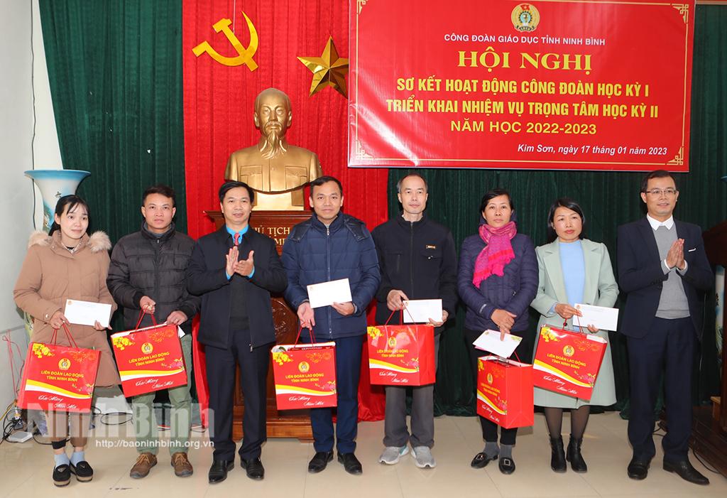 Công đoàn ngành Giáo dục tổ chức chương trình "Tết sum vầy"