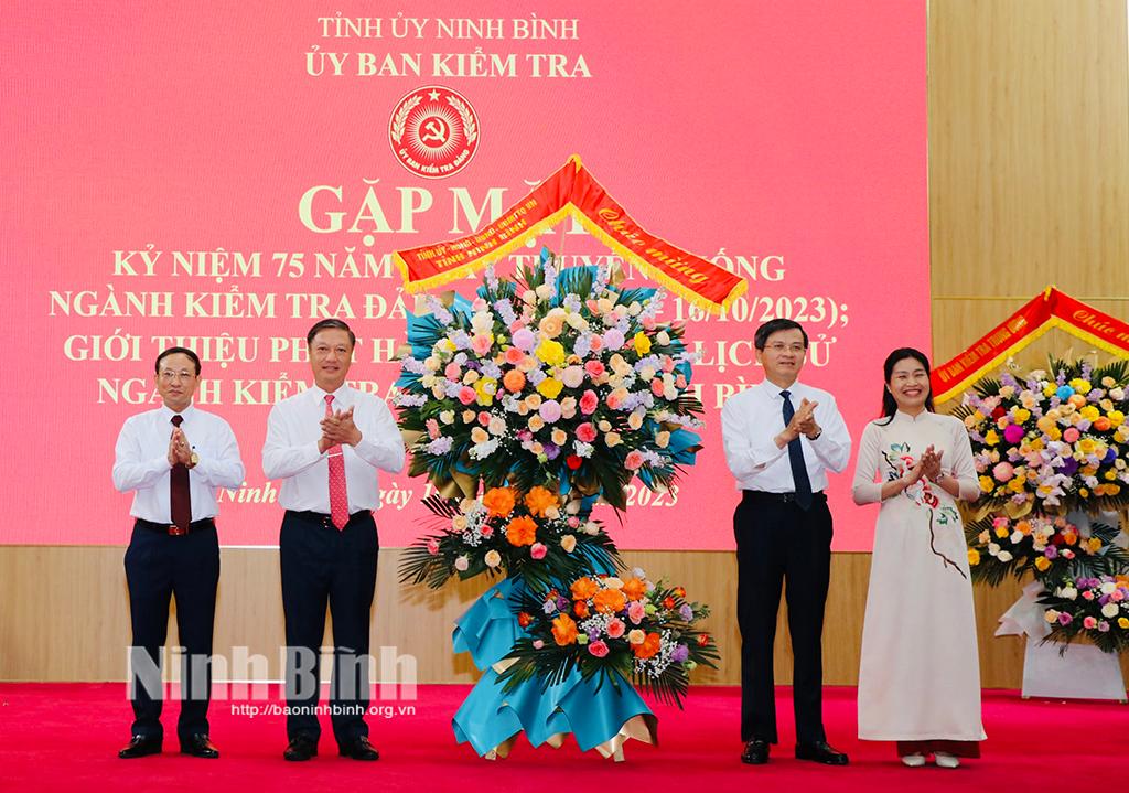 Gặp mặt kỷ niệm 75 năm ngày truyền thống ngành Kiểm tra Đảng