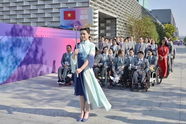 Quốc kỳ Việt Nam tung bay tại Làng Á vận hội Thể thao Người khuyết tật