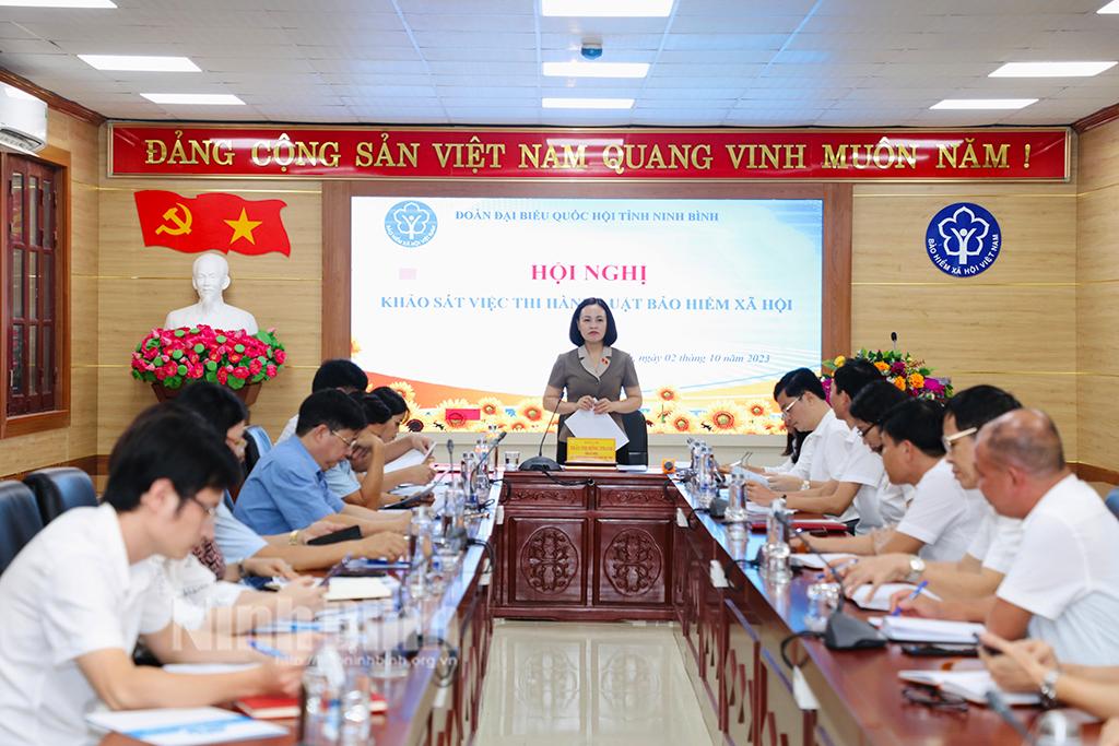 Đoàn ĐBQH tỉnh khảo sát việc thi hành Luật Bảo hiểm xã hội