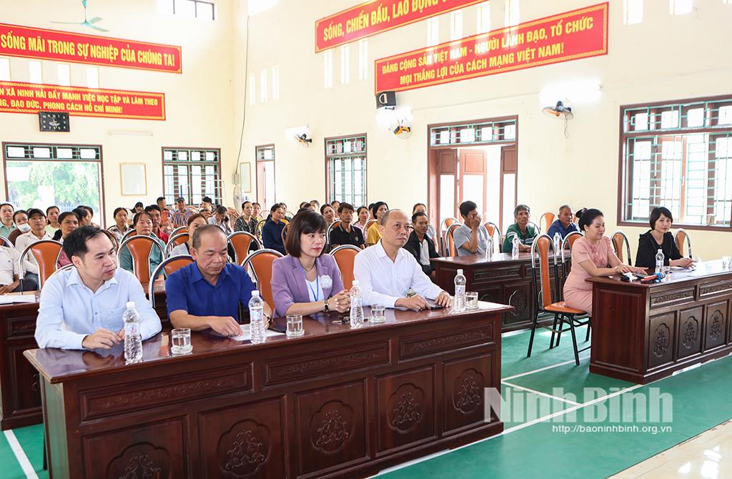 Bồi dưỡng kỹ năng giao tiếp, ứng xử văn minh du lịch cho người dân