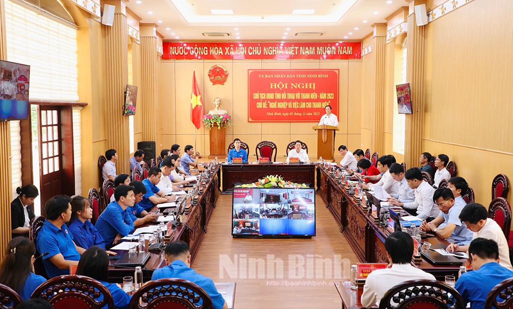 Đồng chí Chủ tịch UBND tỉnh đối thoại với thanh niên năm 2023