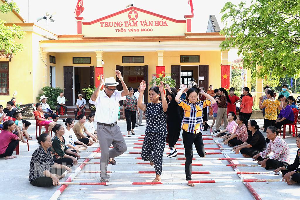 Hoa Lư, rộn ràng những khúc nhạc nơi đồng quê