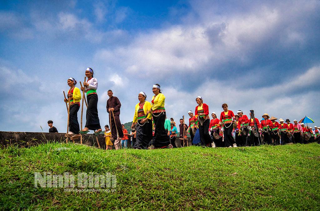 Vai trò của các nghệ nhân trong bảo tồn nghệ thuật truyền thống