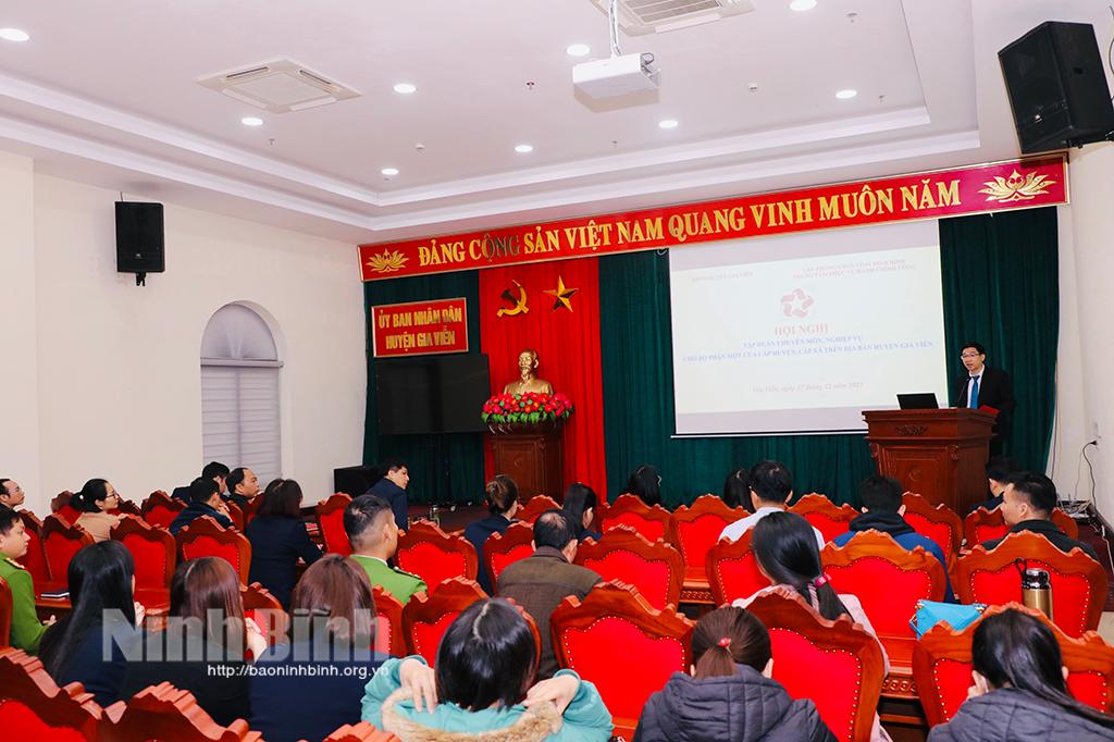 Tập huấn chuyên môn, nghiệp vụ cho Bộ phận Một cửa cấp huyện, cấp xã trên địa bàn huyện Gia Viễn