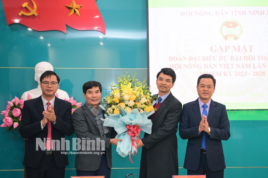 Gặp mặt Đoàn đại biểu tỉnh Ninh Bình dự Đại hội Hội Nông dân Việt Nam lần thứ VIII