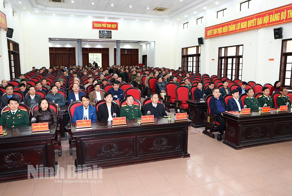Thành phố Tam Điệp gặp mặt cán bộ quân đội nghỉ hưu, nghỉ công tác trên địa bàn