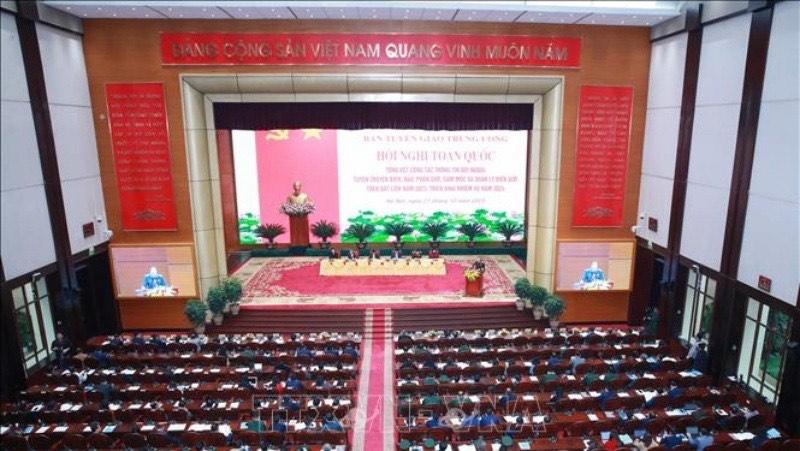 Lan tỏa, biến thành tựu đối ngoại thành kết quả phát triển kinh tế-xã hội