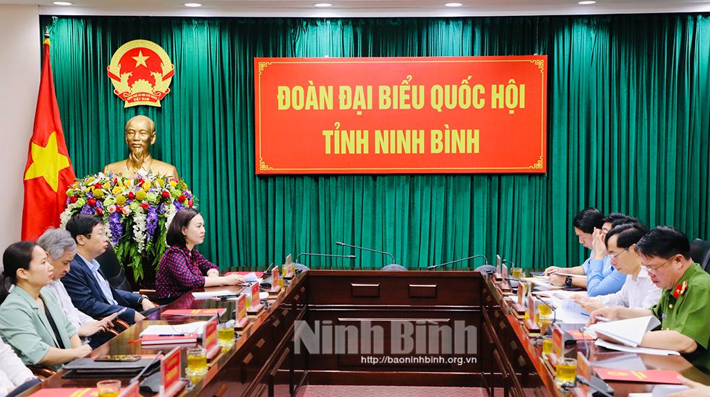 Ủy ban Thường vụ Quốc hội tổ chức phiên chất vấn và trả lời chất vấn