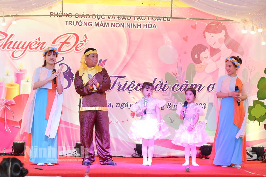 Hoa Lư tổ chức chuyên đề "8/3- Triệu lời cảm ơn"