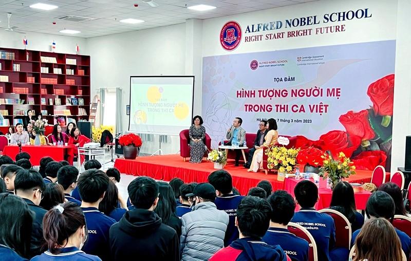 Hình tượng người mẹ trong thi ca Việt Nam