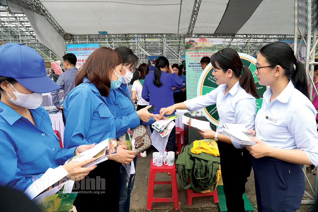 Cần nhiều sáng tạo trong kết nối cung-cầu lao động