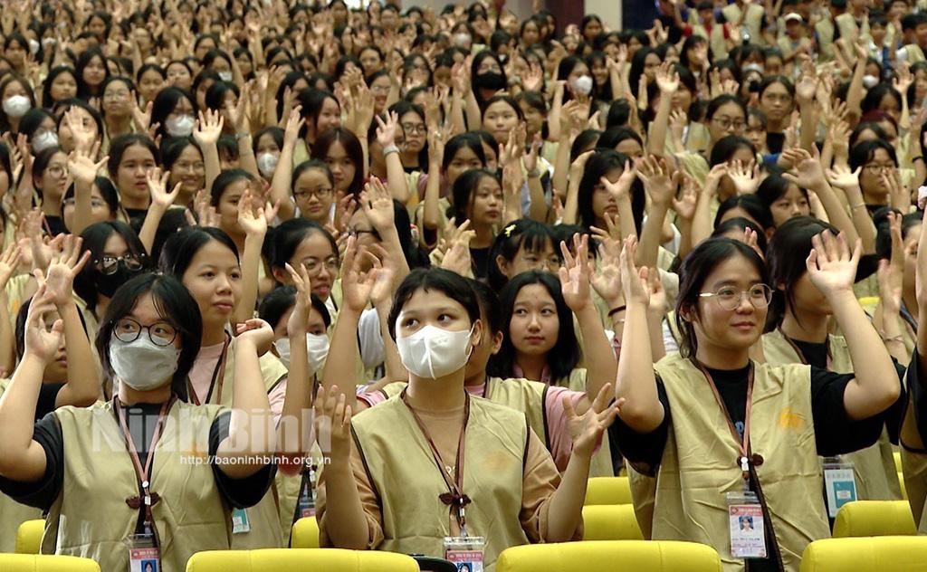 Hơn 1.500 khóa sinh tham gia khóa tu mùa hè lần thứ 9 tại chùa Bái Đính