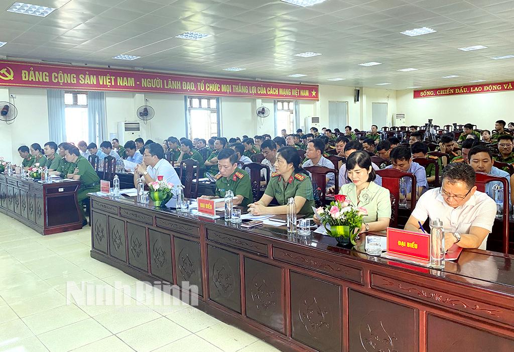 Hội nghị tăng cường giải pháp phòng ngừa, đấu tranh với tội phạm lừa đảo chiếm đoạt tài sản trên không gian mạng