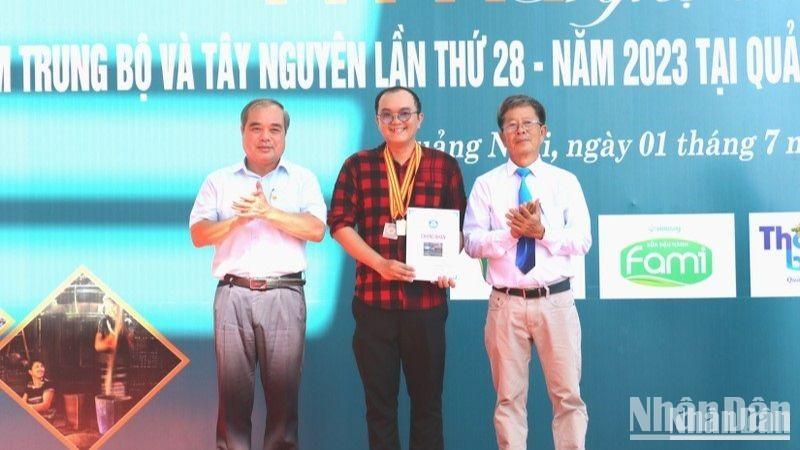 Khai mạc Liên hoan ảnh nghệ thuật khu vực Nam Trung Bộ và Tây Nguyên lần thứ 28