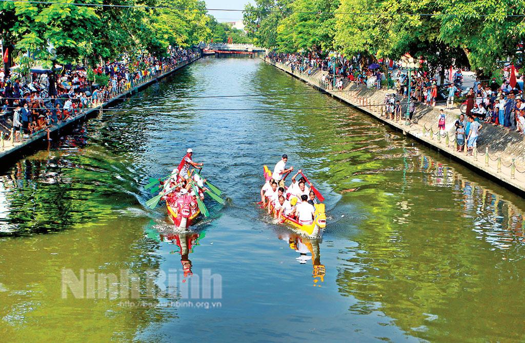 Rộn ràng vui Tết Độc lập ở Kim Sơn