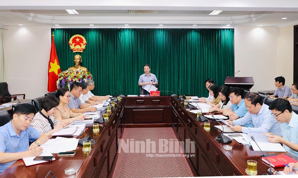 Thường trực HĐND tỉnh giám sát việc thực hiện tinh giản biên chế, cơ cấu lại đội ngũ cán bộ, công chức, viên chức