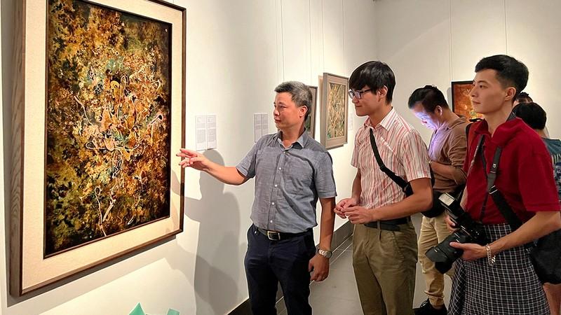 Dạo qua vùng đất của sơn mài đương đại