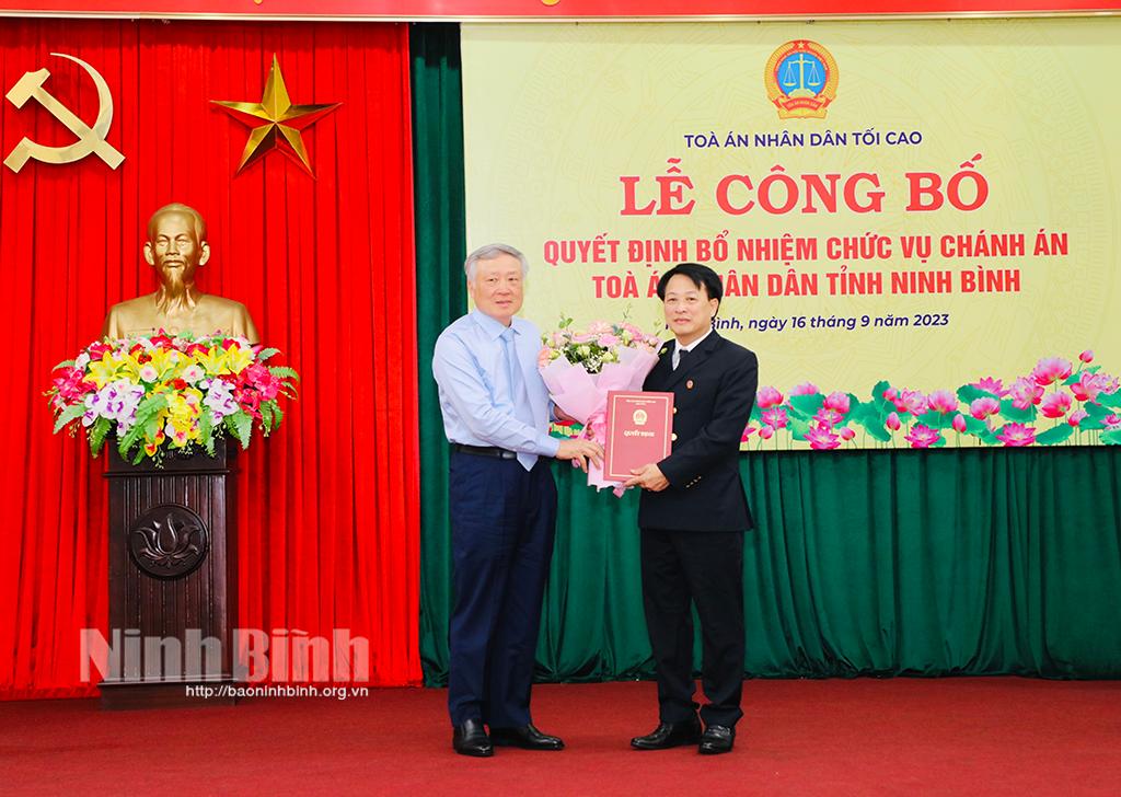 Công bố quyết định bổ nhiệm Chánh án Tòa án Nhân dân tỉnh