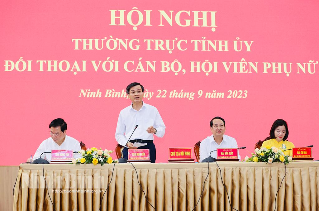 Thường trực Tỉnh ủy đối thoại với cán bộ, hội viên phụ nữ