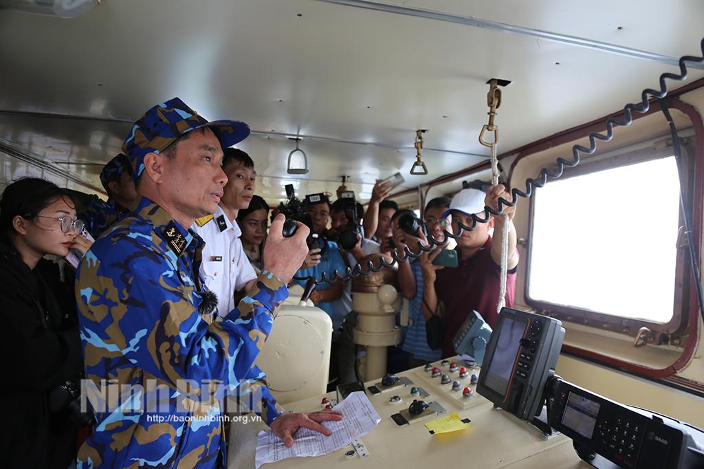 Bộ Tư lệnh Vùng 2 Hải quân kết thúc chuyến thăm, chúc Tết các Nhà giàn DK1 và huyện Côn Đảo