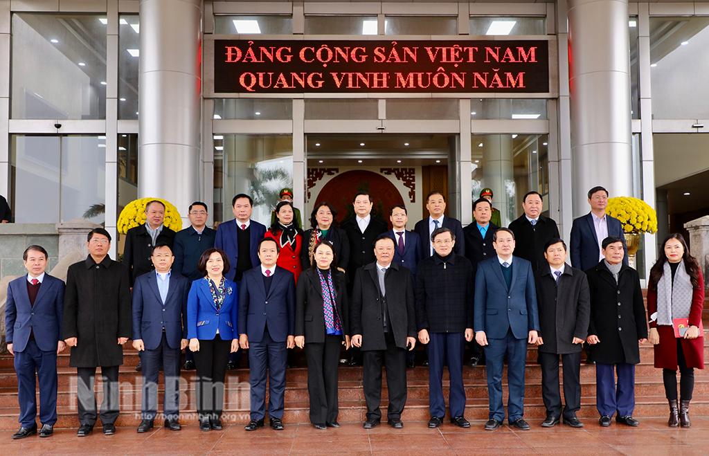 Đồng chí Bí thư Thành ủy Hà Nội Đinh Tiến Dũng thăm, chúc Tết tại Ninh Bình