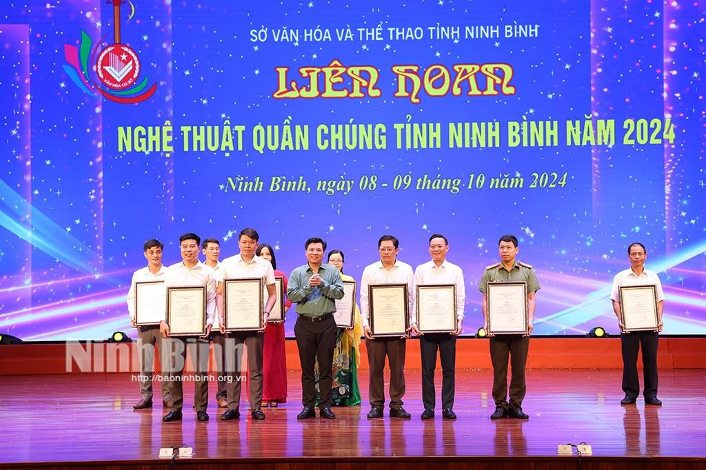 Bế mạc Liên hoan Nghệ thuật quần chúng tỉnh Ninh Bình năm 2024