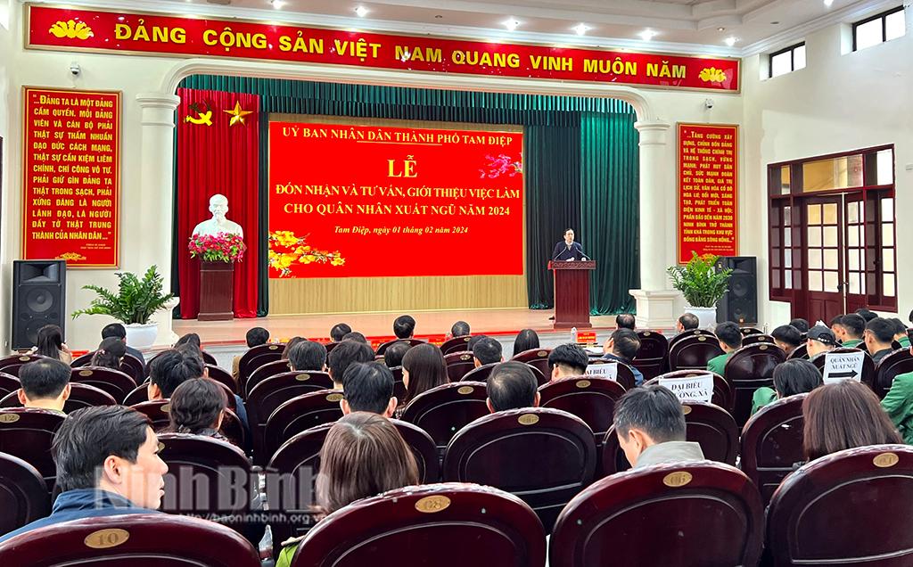 Các địa phương tổ chức đón nhận và tư vấn, giới thiệu việc làm cho quân nhân xuất ngũ