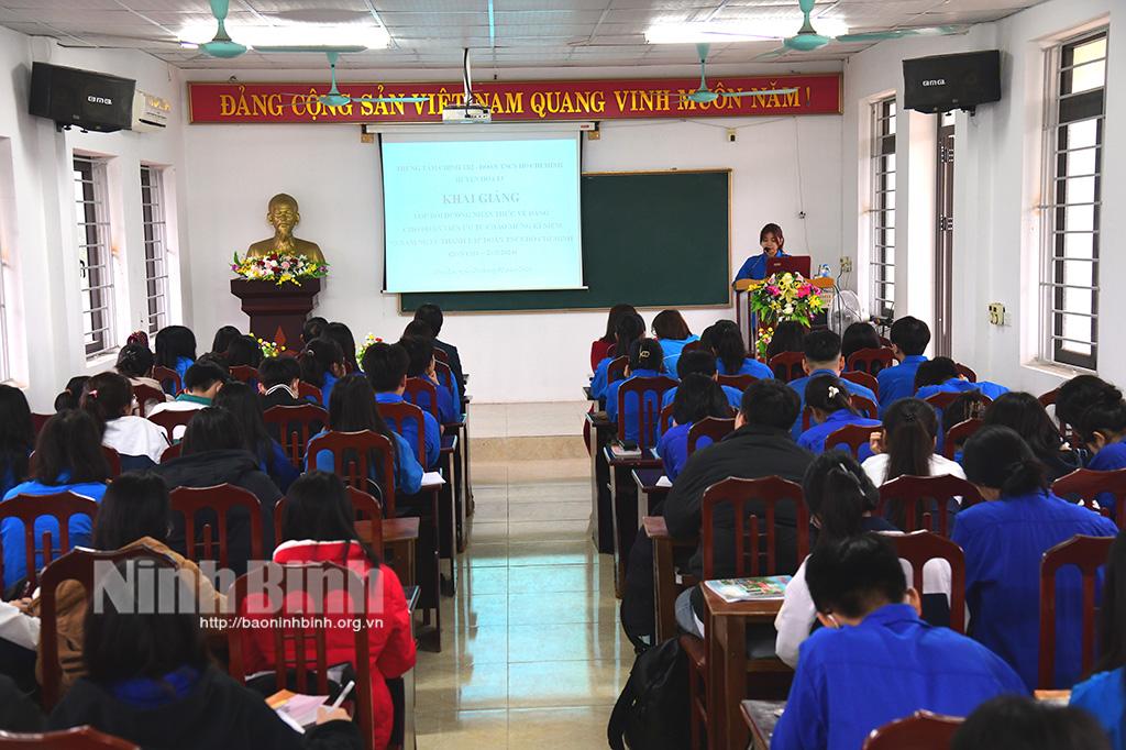 Hoa Lư: Khai giảng lớp bồi dưỡng nhận thức về Đảng cho đoàn viên ưu tú