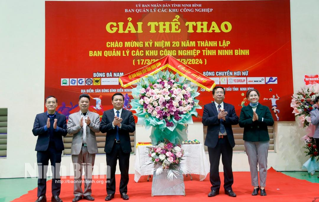 Tổ chức giải thể thao chào mừng kỷ niệm 20 năm thành lập Ban Quản lý các khu công nghiệp tỉnh