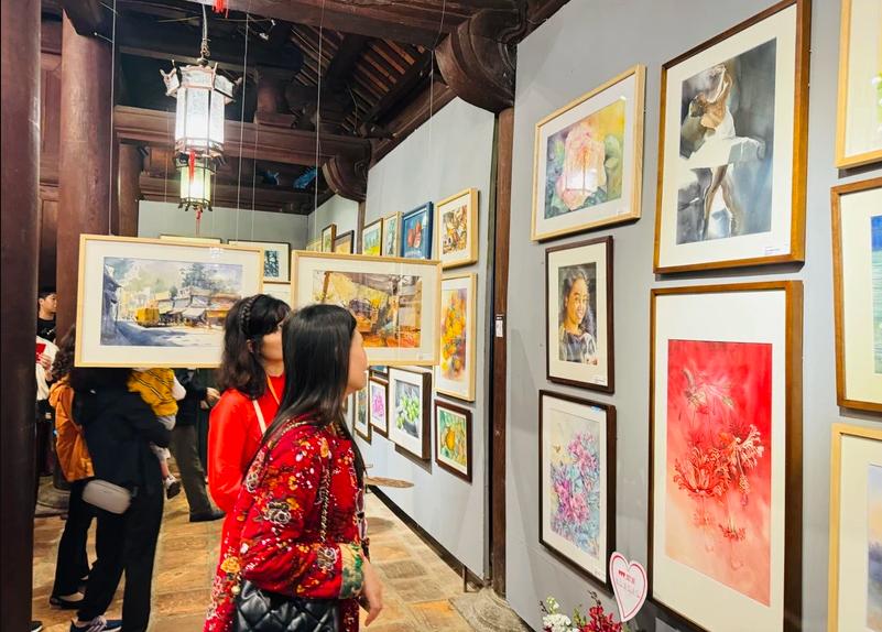 Triển lãm tranh màu nước của họa sĩ từ 60 quốc gia và vùng lãnh thổ