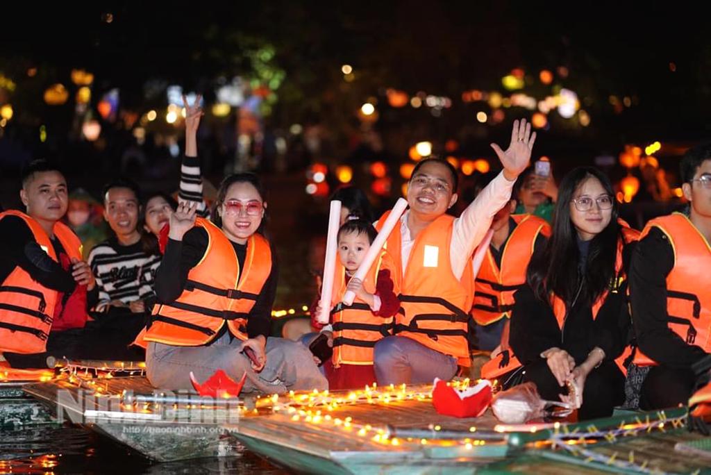 Ninh Bình: Nhiều hoạt động đặc sắc chào đón du khách dịp lễ 30-4 và 1-5