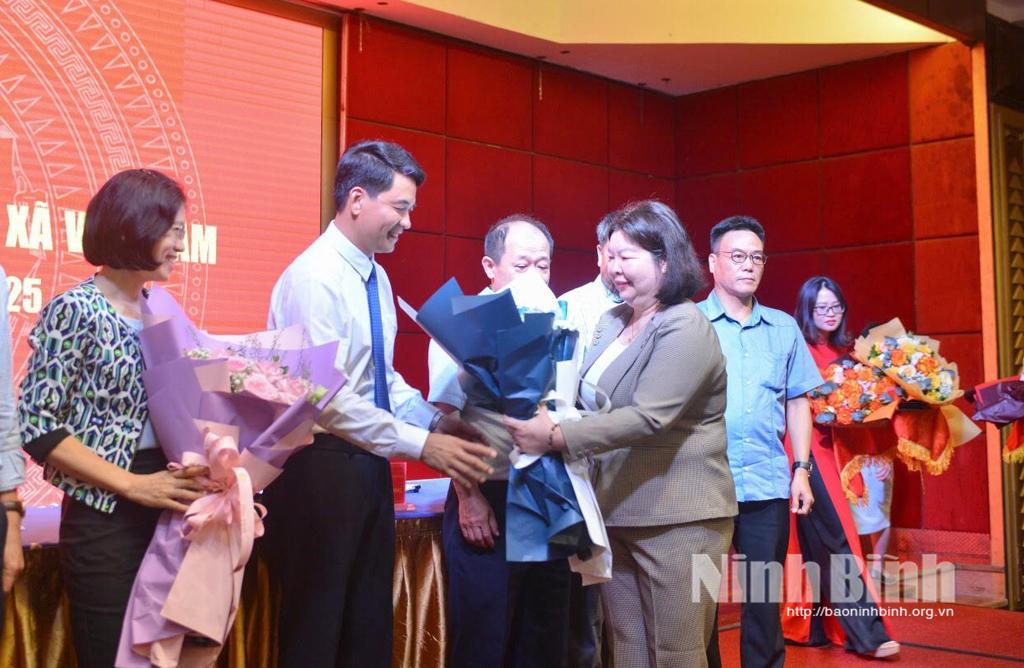 Đồng chí Chủ tịch Hội Nông dân tỉnh Ninh Bình được bầu giữ chức Phó Chủ tịch Liên minh HTX Việt Nam