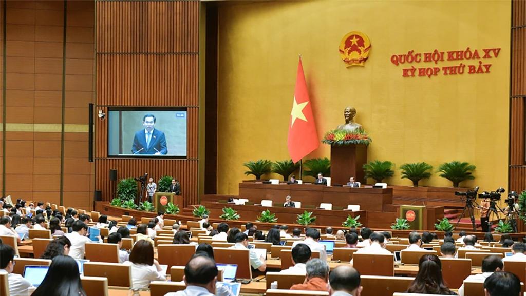 Kỳ họp thứ 7, Quốc hội khóa XV: Thảo luận dự án Luật Quản lý, sử dụng vũ khí, vật liệu nổ và công cụ hỗ trợ (sửa đổi)