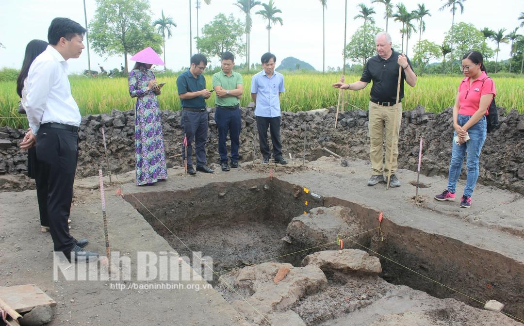 Khai quật khảo cổ tại khu vực chùa Bà Ngô, huyện Hoa Lư