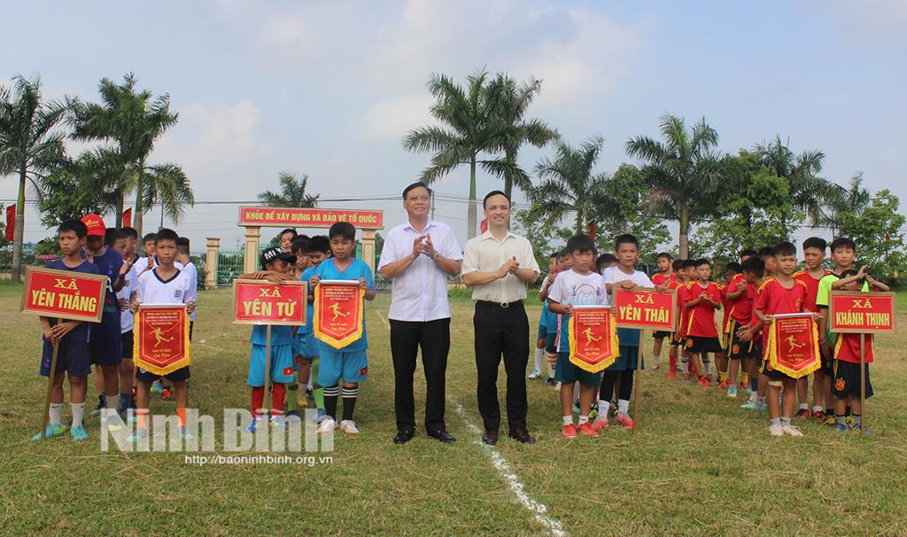 Khai mạc Vòng chung kết Giải bóng đá nhi đồng huyện Yên Mô năm 2024