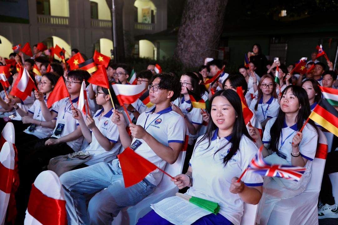 Trại hè Việt Nam 2024: Các thanh niên, kiều bào về với quê hương, đất nước