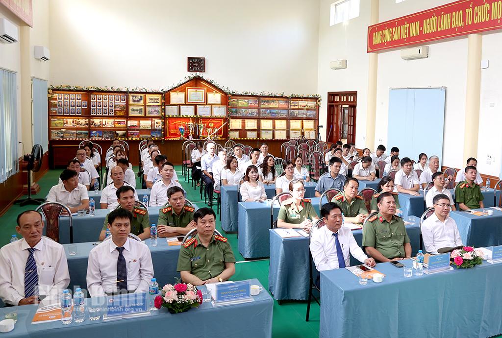 Tổ chức Ngày hội toàn dân bảo vệ an ninh Tổ quốc tại Công ty Công nghiệp hóa chất mỏ Bắc Trung Bộ-MICCO