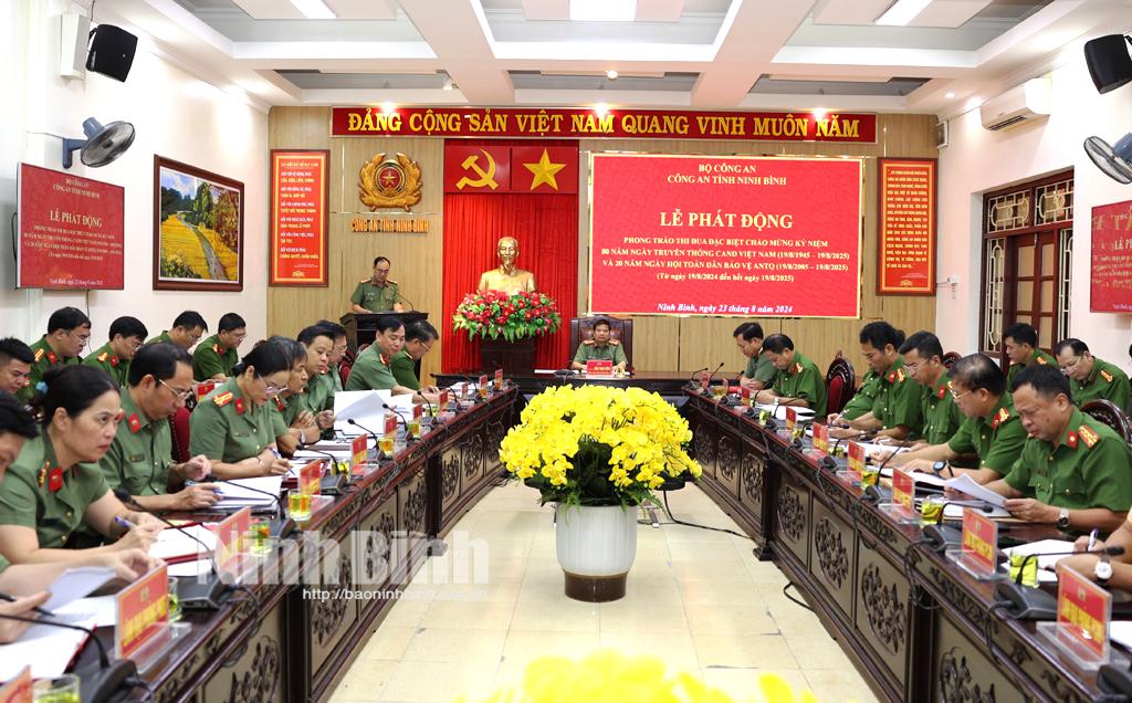 Phát động phong trào thi đua đặc biệt chào mừng kỷ niệm 80 năm Ngày truyền thống Công an nhân dân Việt Nam