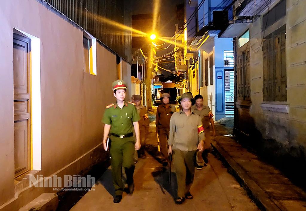 Thầm lặng công việc của lực lượng bảo vệ an ninh, trật tự ở cơ sở