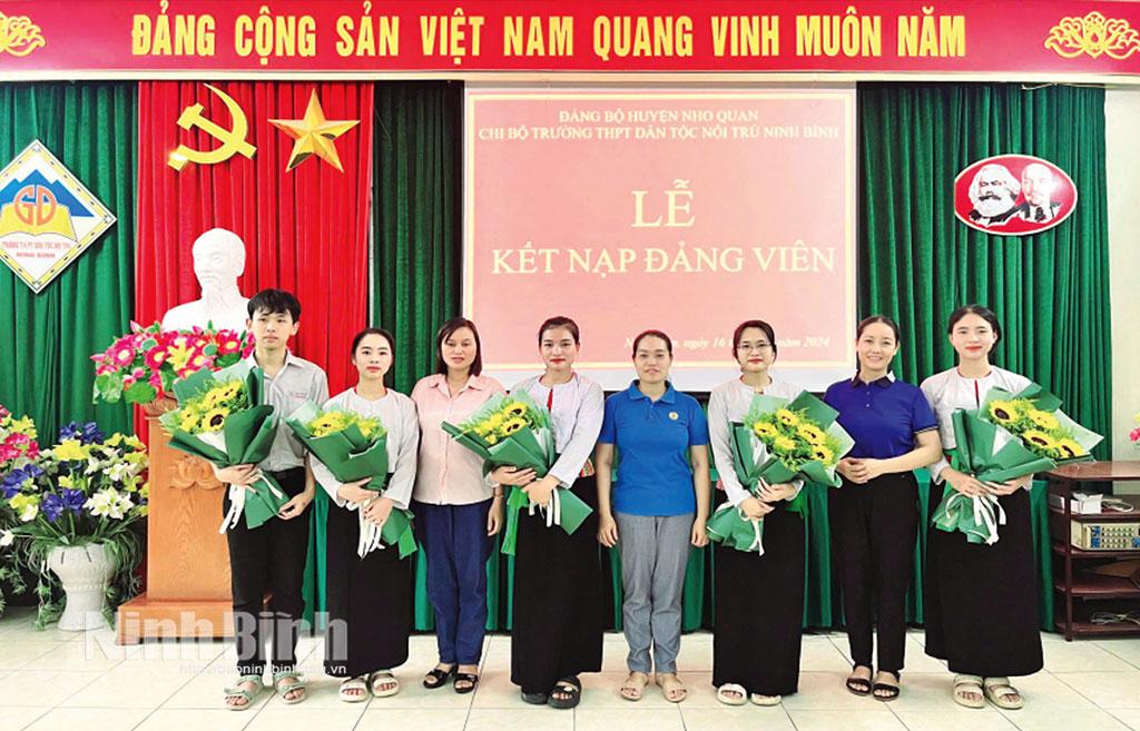 Nho Quan: Quan tâm phát triển đảng viên là người dân tộc thiểu số