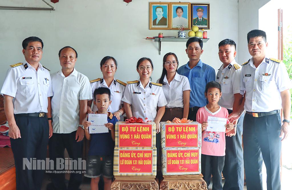 Lữ đoàn 131 triển khai các hoạt động đền ơn, đáp nghĩa tại Ninh Bình